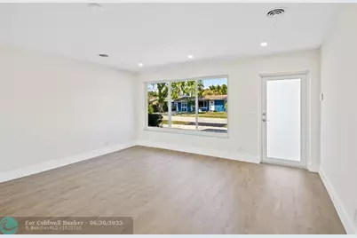 1104 SE 7th Street, Deerfield Beach, FL 33441 - Photo 6