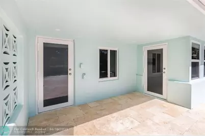 1104 SE 7th Street, Deerfield Beach, FL 33441 - Photo 32