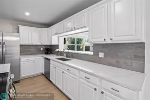 1104 SE 7th St, Deerfield Beach, FL 33441 - Photo 12