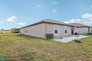 16621 Sunburst Lake St, Wimauma, FL 33598 - Photo 32