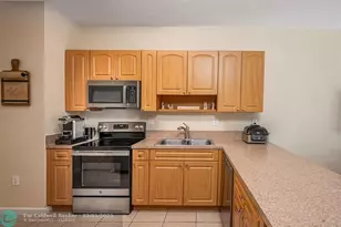 5048 SW 136th Ave, Miramar, FL 33027 - Photo 8