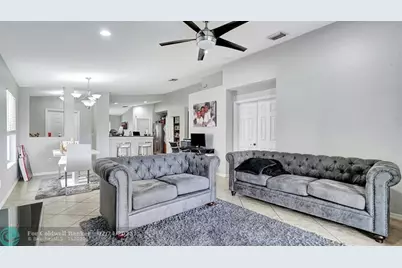 4558 SW 125th Ln, Miramar, FL 33027 - Photo 8