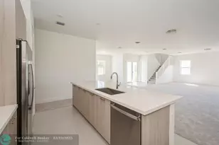 4385 SW 123rd Ln, Davie, FL 33330 - Photo 6