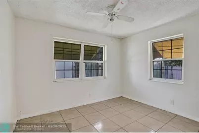 1560 NE 31st Ct, Pompano Beach, FL 33064 - Photo 20