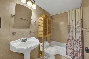 1865 79th Street Causeway, North Bay Village, FL 33141 - Photo 18