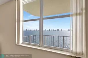 801 Lake Shore Dr, Lake Park, FL 33403 - Photo 16