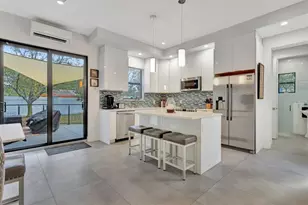 93 S Cortez Dr Circle R Unit, Margate, FL 33068 - Photo 1