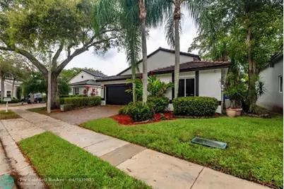 1508 SW 149th Ave, Pembroke Pines, FL 33027 - Photo 2