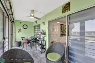 2903 Victoria Cir, Coconut Creek, FL 33066 - Photo 24