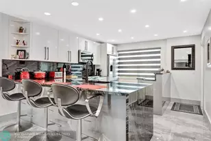 2903 Victoria Cir, Coconut Creek, FL 33066 - Photo 10