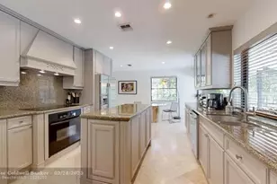 2899 NW 26th Ave, Boca Raton, FL 33434 - Photo 12