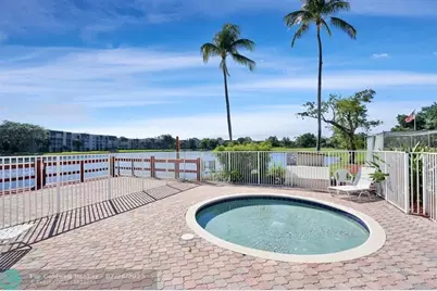 9340  Lagoon Pl, Unit #209, Davie, FL 33324 - Photo 36