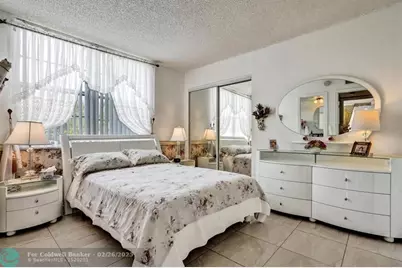 9340  Lagoon Pl, Unit #209, Davie, FL 33324 - Photo 16