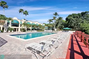 9340 Lagoon Pl, Davie, FL 33324 - Photo 34