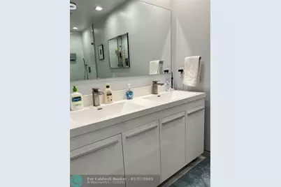 4021 N Cypress Dr, Pompano Beach, FL 33069 - Photo 6