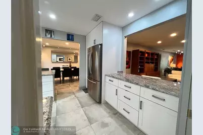 4021 N Cypress Dr, Pompano Beach, FL 33069 - Photo 10
