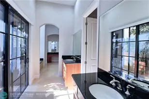 8166 Emerald Ave, Parkland, FL 33076 - Photo 14