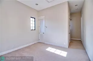 8166 Emerald Ave, Parkland, FL 33076 - Photo 20