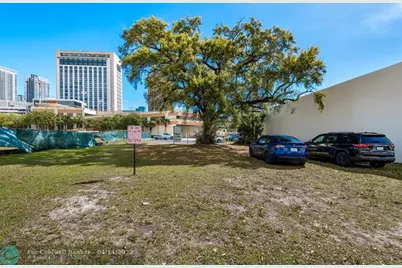 618 SW Flagler Ave, Fort Lauderdale, FL 33301 - Photo 6