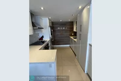 133 N Pompano Beach Blvd, Unit #211, Pompano Beach, FL 33062 - Photo 8