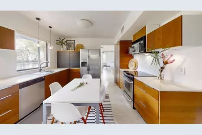 1348 NW 113th Ter, Coral Springs, FL 33071 - Photo 8