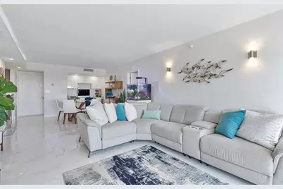 20505 E Country Club Dr, Unit #1534, Aventura, FL 33180 - Photo 4