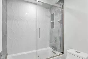 20505 E Country Club Dr, Aventura, FL 33180 - Photo 10