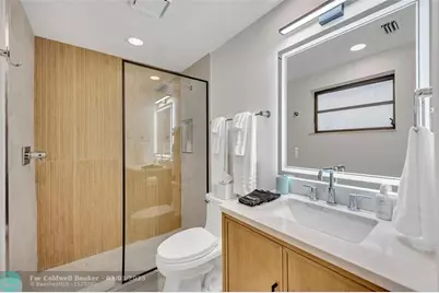 2740 NE 15th St, Fort Lauderdale, FL 33304 - Photo 36