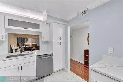 3955 N Nob Hill Rd, Unit #404, Sunrise, FL 33351 - Photo 2