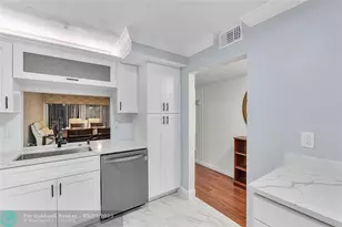 3955 N Nob Hill Rd, Sunrise, FL 33351 - Photo 2