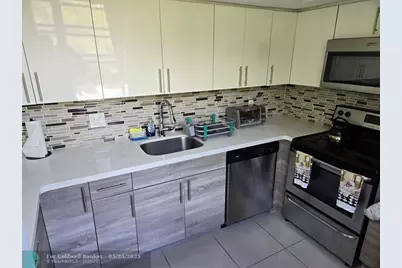 9400  Live Oak Pl, Unit #305, Davie, FL 33324 - Photo 6