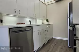 4070 Exeter D, Boca Raton, FL 33434 - Photo 40