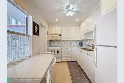 4270 NW 40th St, Unit #205, Lauderdale Lakes, FL 33319 - Photo 6