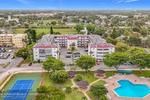 4270 NW 40th St, Lauderdale Lakes, FL 33319 - Photo 2