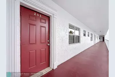 4270 NW 40th St, Unit #205, Lauderdale Lakes, FL 33319 - Photo 4