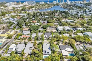 727 NE 17th Way, Fort Lauderdale, FL 33304 - Photo 12