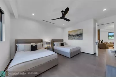 727 NE 17th Way, Fort Lauderdale, FL 33304 - Photo 68