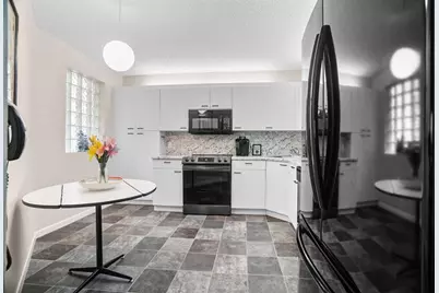 4161  Coral Tree Cir, Unit #261, Coconut Creek, FL 33073 - Photo 2