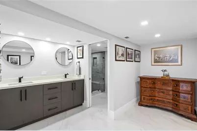 3900  Galt Ocean Dr, Unit #317, Fort Lauderdale, FL 33308 - Photo 32