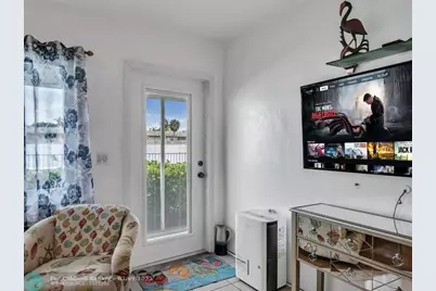 851  Atlantic Shores Blvd, Unit #120, Hallandale Beach, FL 33009 - Photo 8