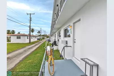 851  Atlantic Shores Blvd, Unit #120, Hallandale Beach, FL 33009 - Photo 30