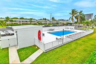 851 Atlantic Shores Blvd, Hallandale Beach, FL 33009 - Photo 6