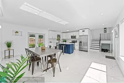 1215 NE 200th St, Miami, FL 33179 - Photo 4