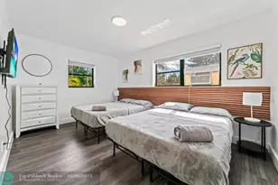 1215 NE 200th St, Miami, FL 33179 - Photo 10