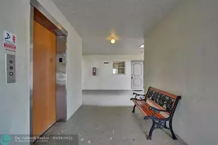 9440 Poinciana Pl, Davie, FL 33324 - Photo 36