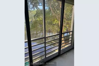 2304 S Cypress Bend Dr, Unit #313, Pompano Beach, FL 33069 - Photo 12