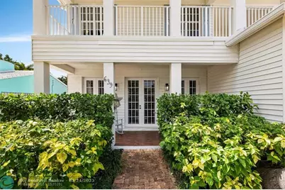 639 NE 17th Way, Fort Lauderdale, FL 33304 - Photo 4