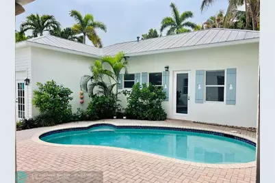 639 NE 17th Way, Fort Lauderdale, FL 33304 - Photo 2