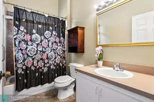 639 NE 17th Way, Fort Lauderdale, FL 33304 - Photo 40