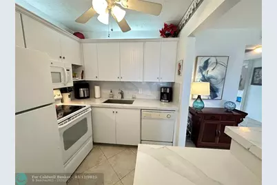 4108  Cambridge E, Unit #4108, Deerfield Beach, FL 33442 - Photo 14